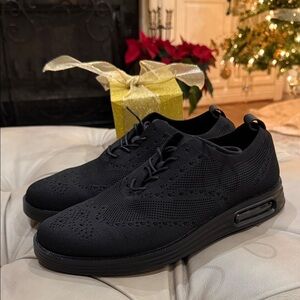 Black Athletic Shoes